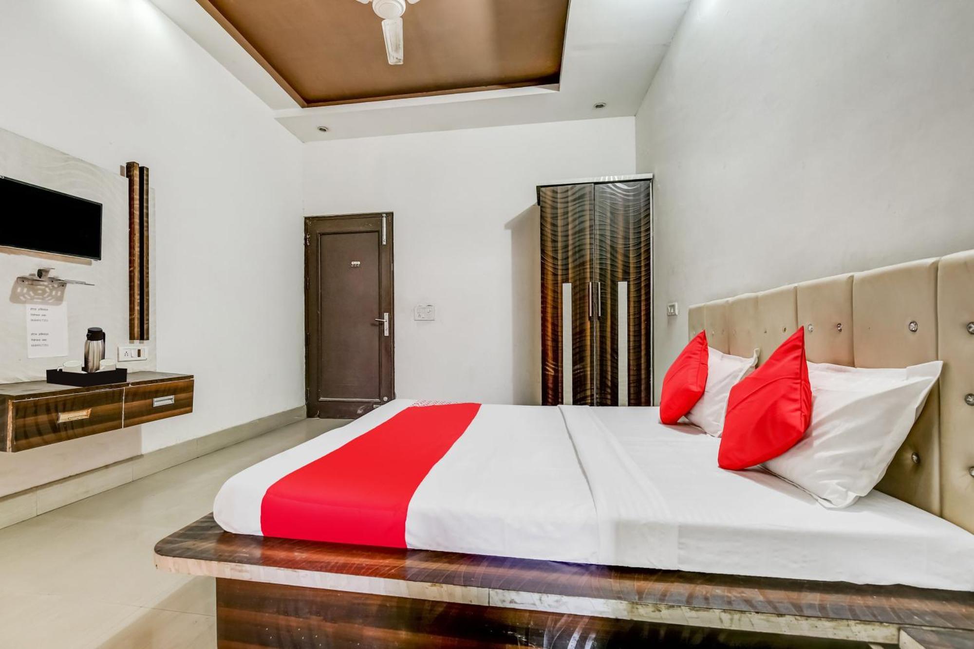 Flagship Hotel Big Boss Kurukshetra Exterior foto